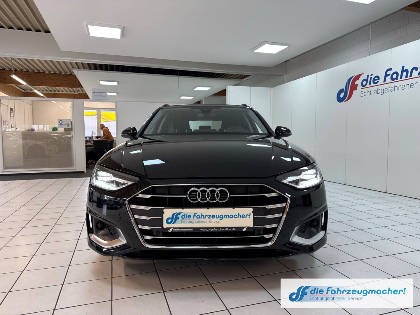 Fahrzeugabbildung Audi A4 Avant 35 TDI advanced 2.0 EU6d Navi LED 3-Zon