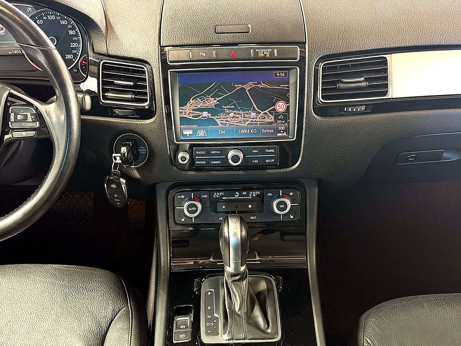 Fahrzeugabbildung Volkswagen Touareg V6 TDI Terrain Tech 4Mot/NAVI/LED/LEDER