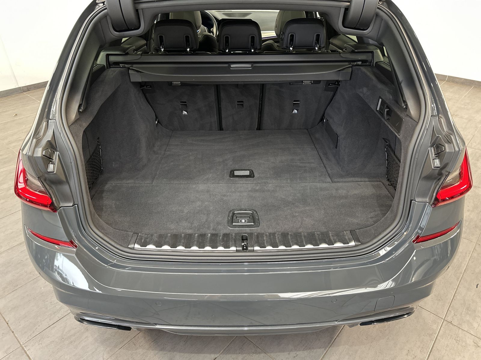 Fahrzeugabbildung BMW M340d Touring xDrive NAV+LASER+PANO+360°+HEAD-UP