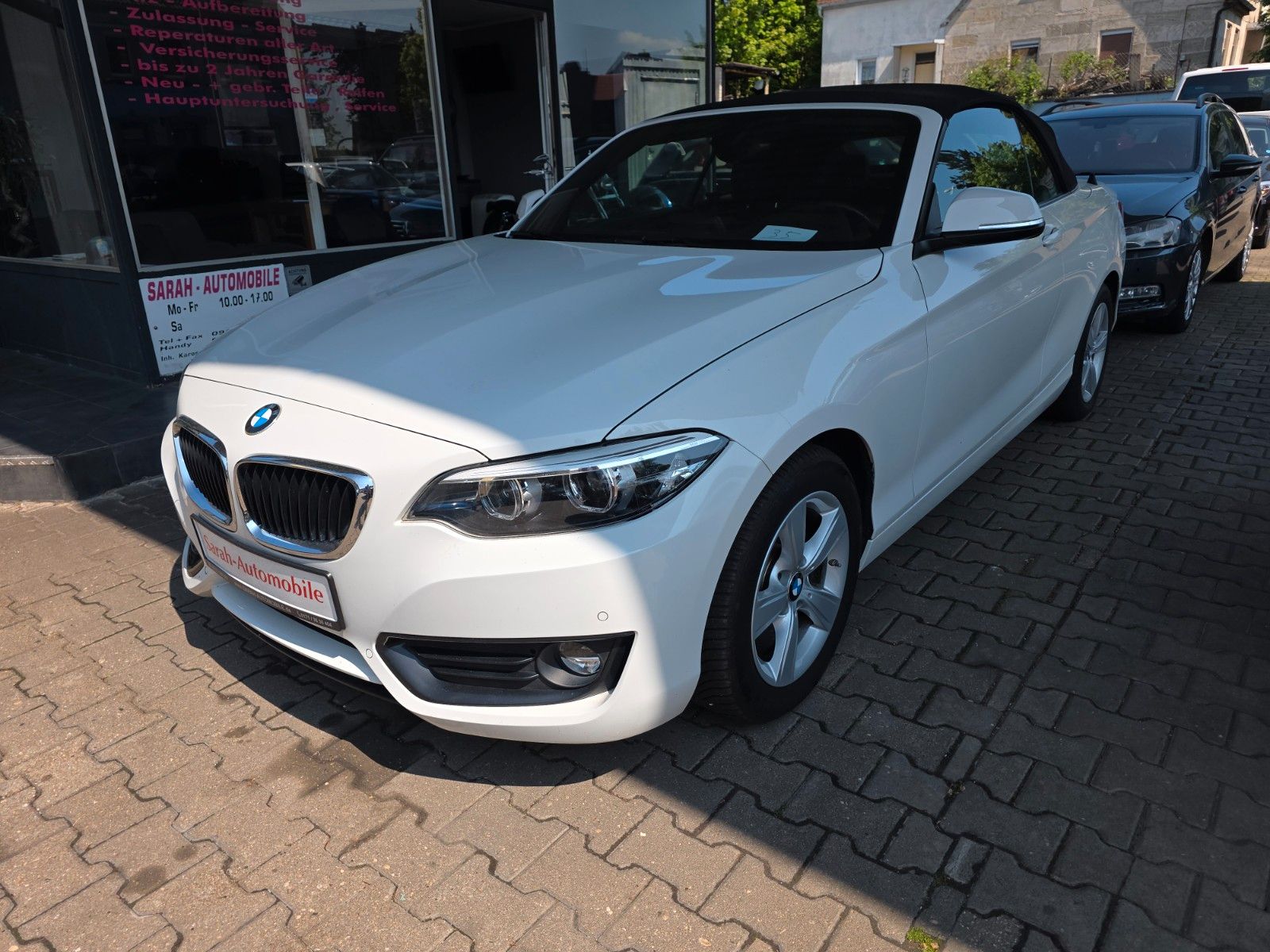 BMW 218i Cabrio Advantage 1.Hand