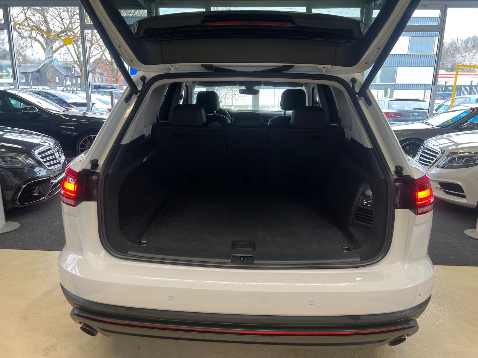 Fahrzeugabbildung Volkswagen Touareg 3.0 TDI 4Motion *LEDER*ACC*AHK*