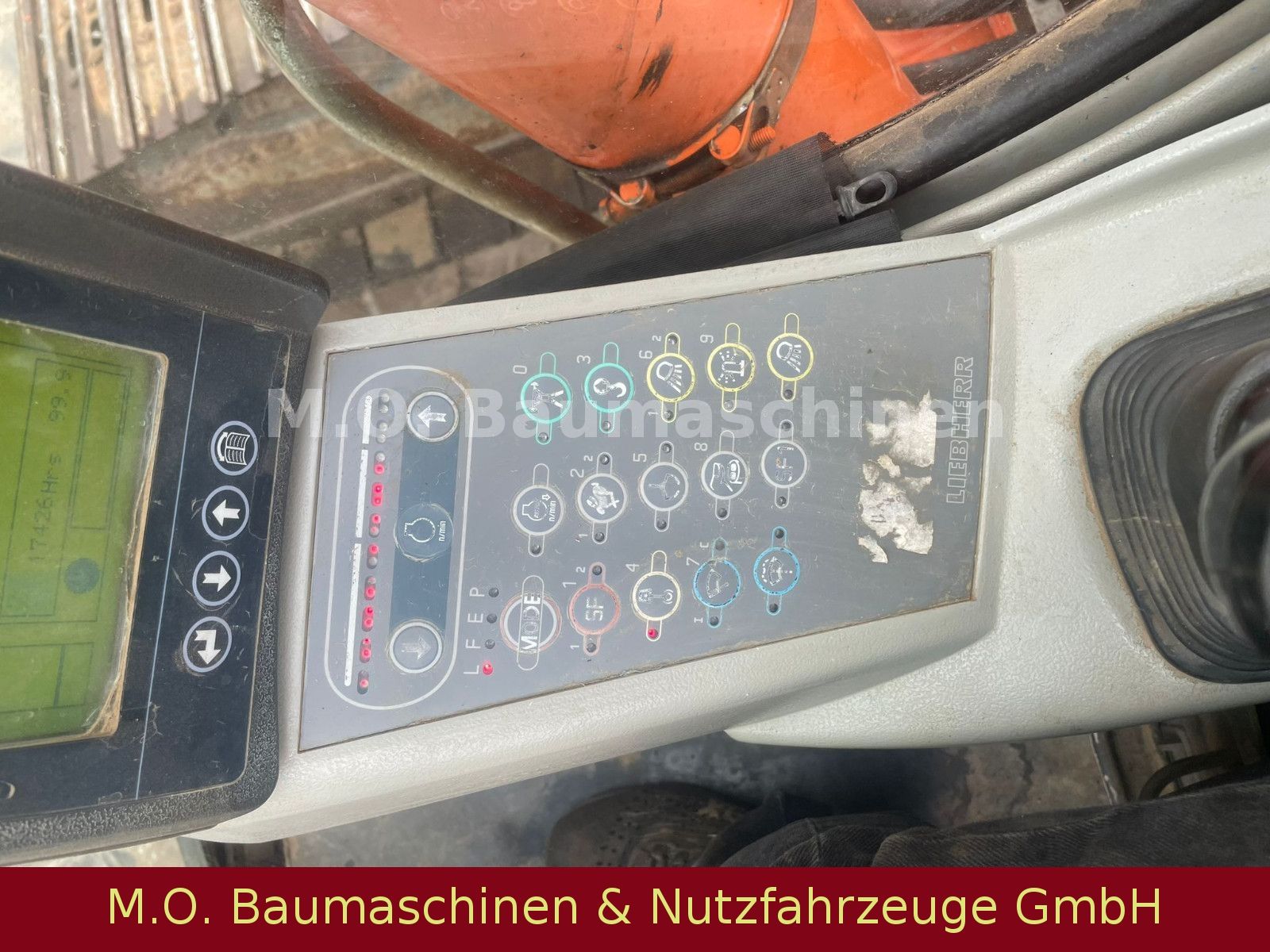Fahrzeugabbildung Liebherr R 904 C HDSL Litronic / AC / SW