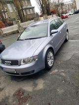 Audi A4 2.0 - Audi A4 aus 2004: Kombi