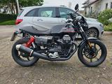 Moto Guzzi V7 Stone Special Edition, mit vielen Extras - MOTO GUZZI V7 STONE SPECIAL EDITION