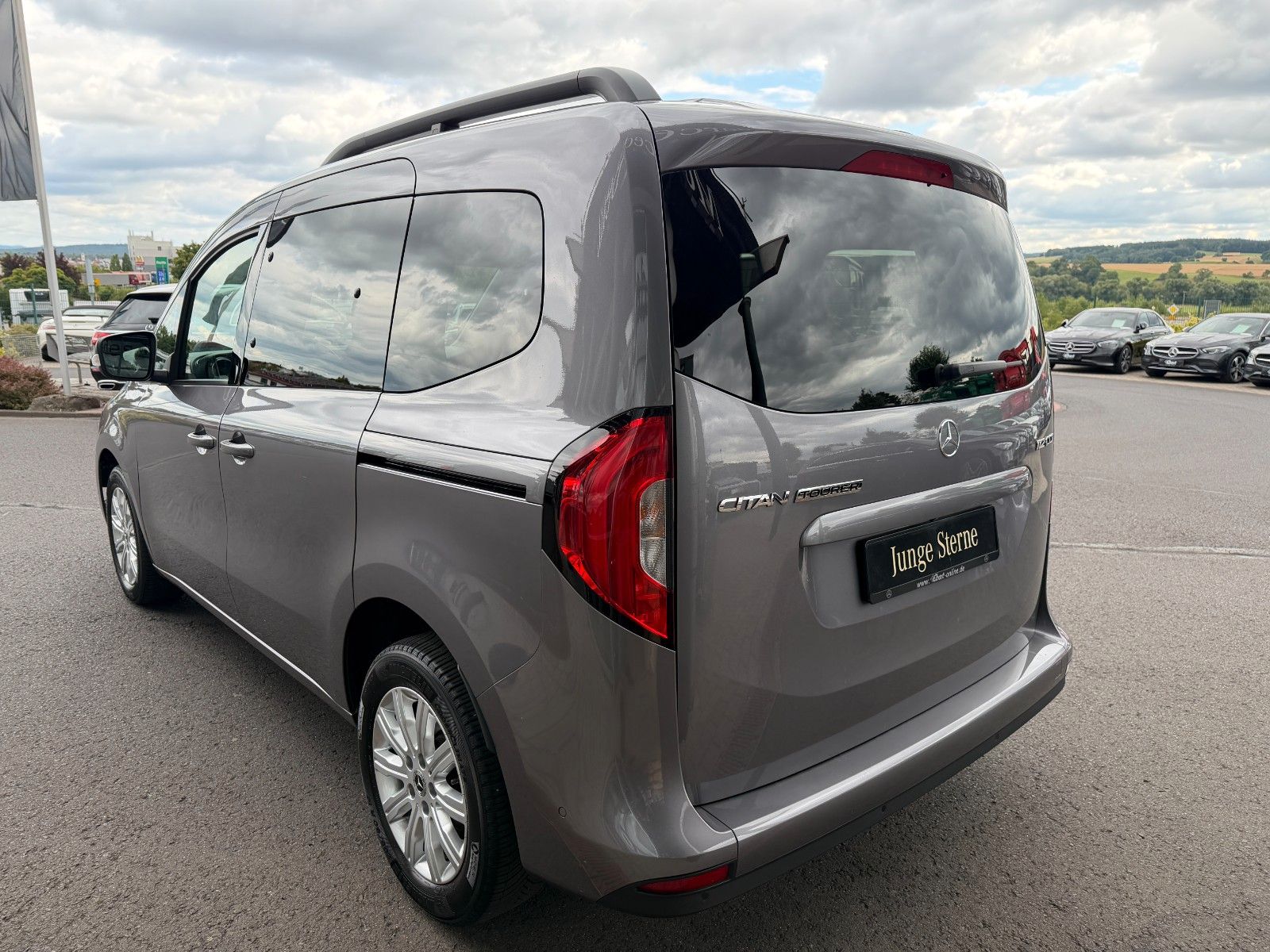 Fahrzeugabbildung Mercedes-Benz Citan 112 CDI Tourer Pro Kamera LED MBUX