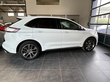 Fahrzeugabbildung Ford EDGE 2.0 TDCi ST-Line 4x4 Bi-Turbo
