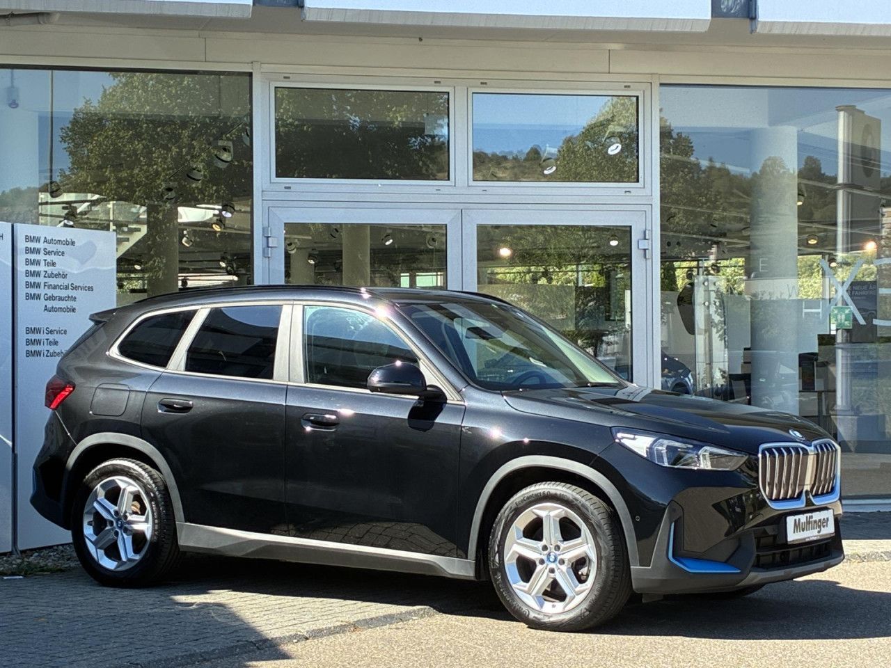 BMW iX1 x30 Aktiv-Sitz+Massage HUD ACC Sur-View.18" imagem 3