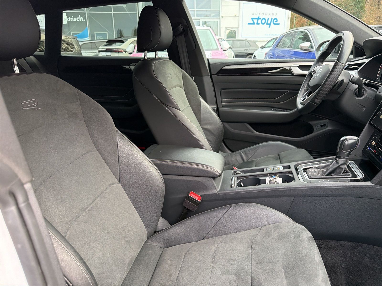 Arteon SB R-Line TDi DSG Navi Matrix AZV R-Line