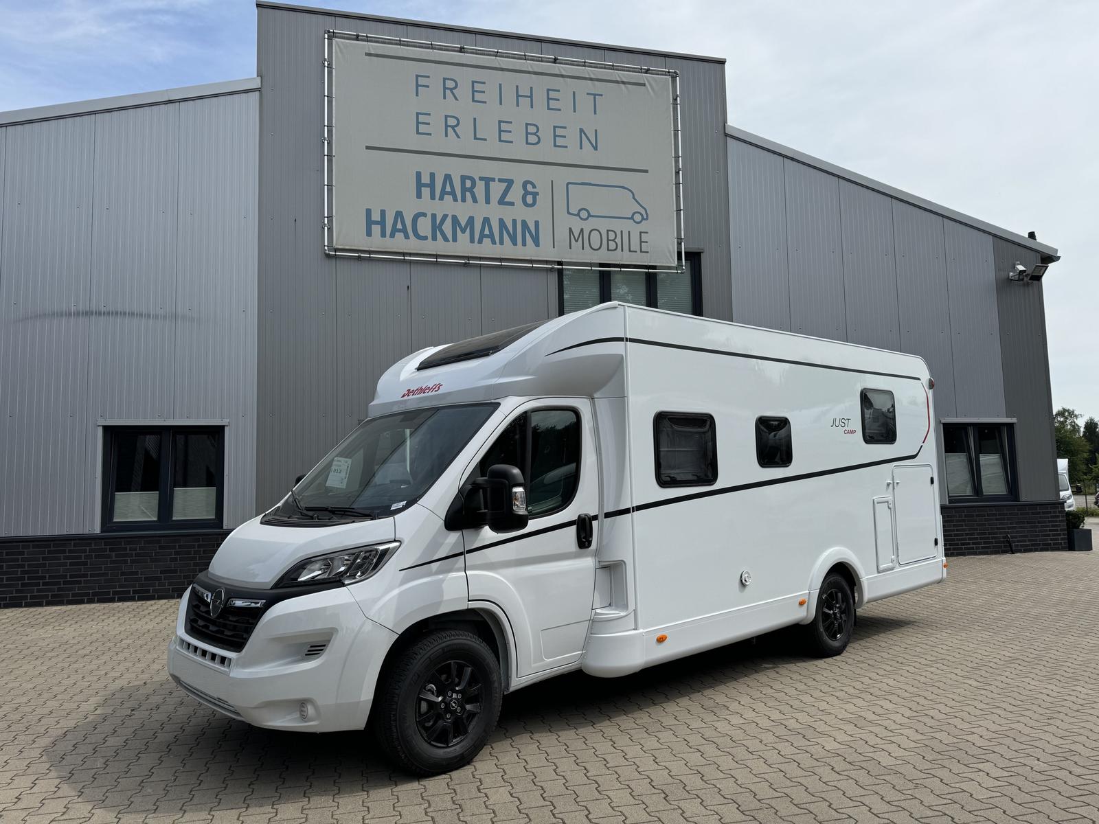 Dethleffs Just Camp T 7052 DBM "5.Sitzplatz/Hubbett"