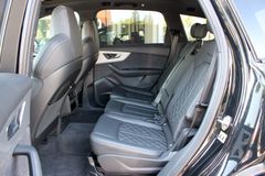AUDI SQ7 / HUD / LED / PANO / MATRIX / 22-ZOLL
