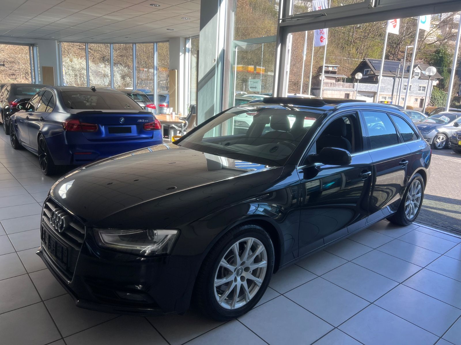 Fahrzeugabbildung Audi A4 Avant 2.0 TFSI Ambition *XENON/LED*AUTOMATIK*