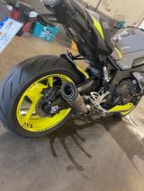 Yamaha Mt-10 - YAMAHA GELB