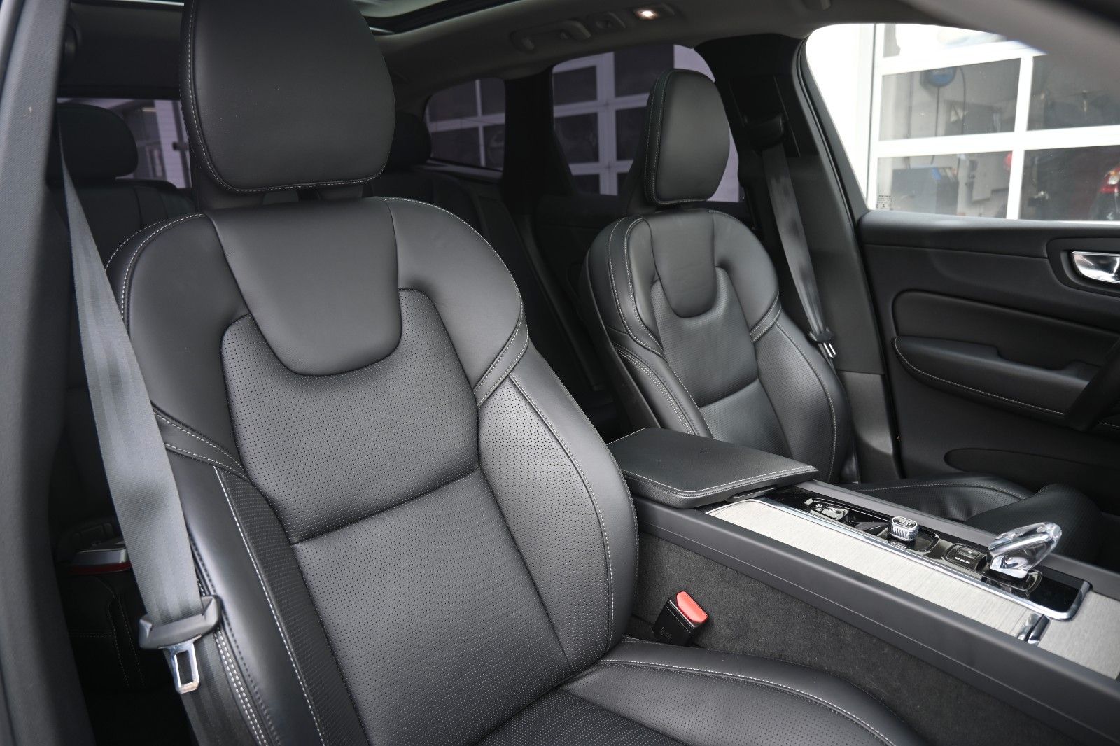 Fahrzeugabbildung Volvo XC60 Inscription T6 PHEV AWD*Luft*HUD*360°*STHZG