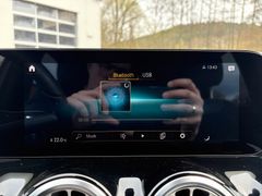 Fahrzeugabbildung Mercedes-Benz B 180 d 8G-DCT Edition 2020 AMG Line 1.Hand