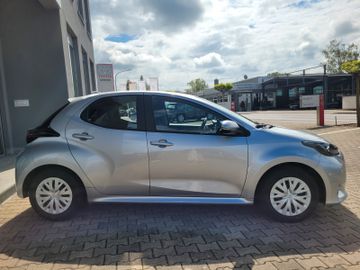 Toyota Yaris - 6