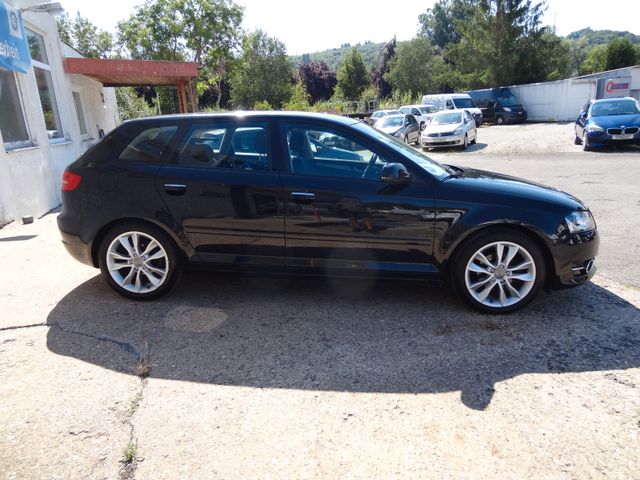 Fahrzeugabbildung Audi A3 Sportback 1.2 TFSI Ambition/1.Hd/Klima/PDC/