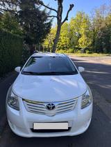 Toyota Avensis T27 Kombi | 142.000 km TÜV 2028 - Toyota Avensis aus 2011: Kombi