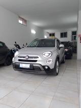Fiat 500X 1.0 T3 120 CV City Cross - silberne Fiat 500L Cross