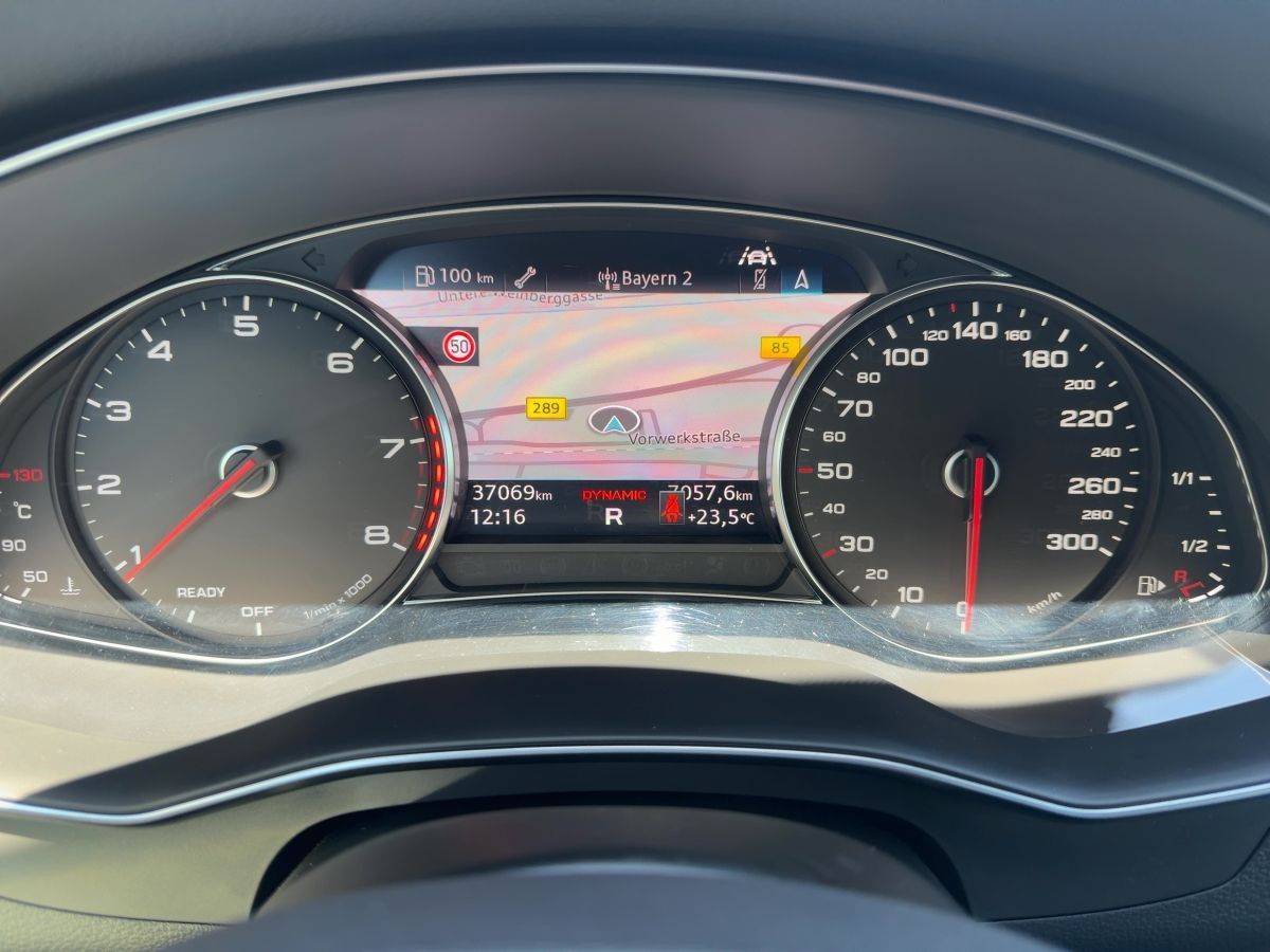 Audi A6 - Bild 21