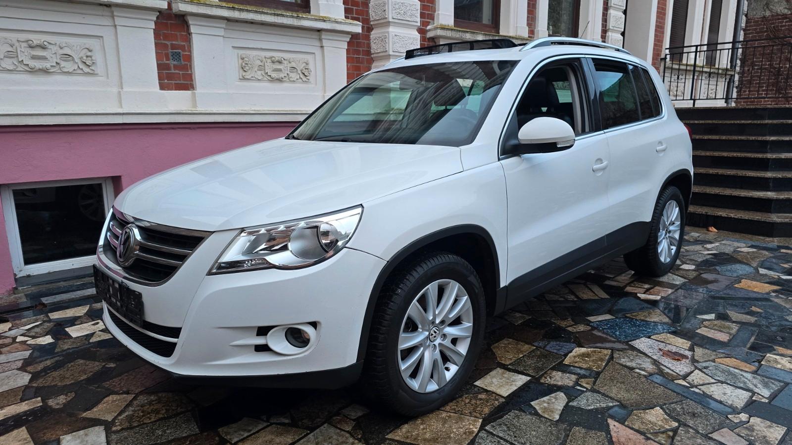 Volkswagen Tiguan 2.0 147kW Automatik Panorama Schiebedach