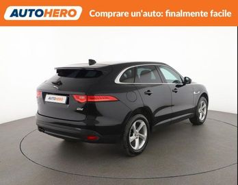 Jaguar F-Pace - 5