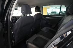 Fahrzeugabbildung Volkswagen Golf VII Lim. 1.5 TSI HIGHLINE DSG NAVI/LED/ACC