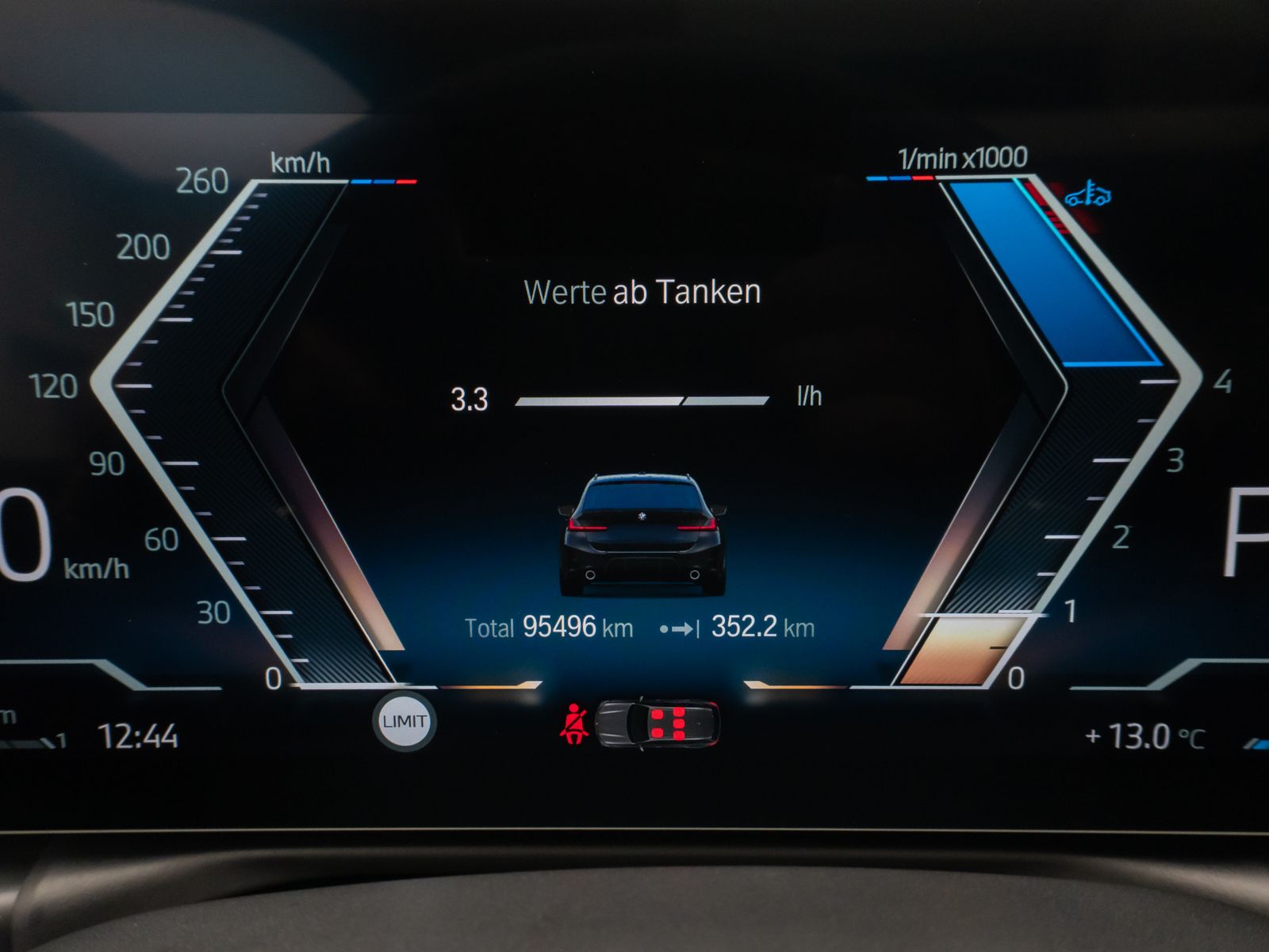 Fahrzeugabbildung BMW 330i M Sport Panorama Kamera DAB H/K DrivAssist