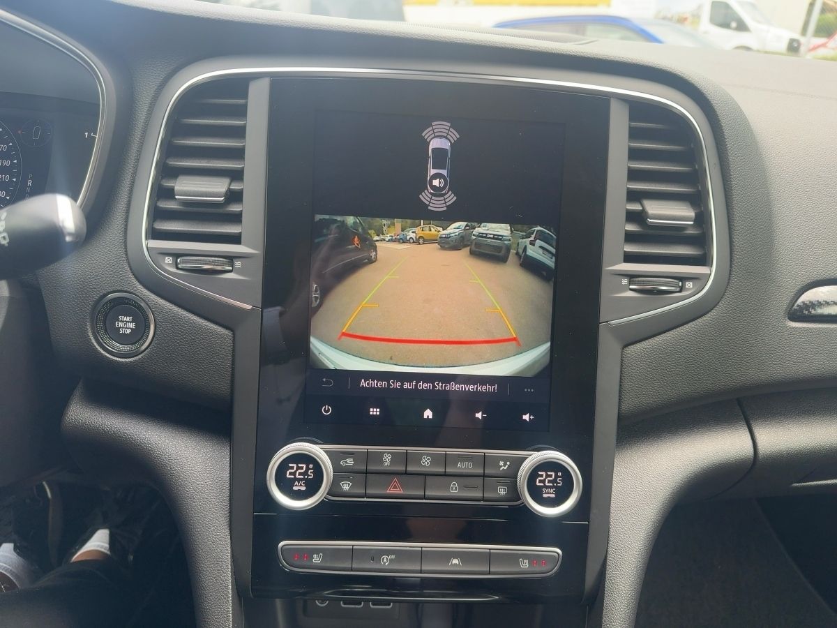 Fahrzeugabbildung Renault Megane 5-Türer R.S. LINE TCe 160 EDC HUD SHZ