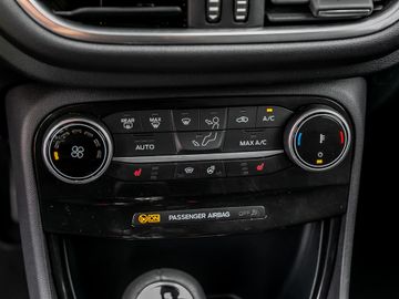 Ford Puma 1.0 Titanium Fahrassistenz-Paket Navi LED