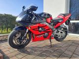 Honda CBR 900 - HONDA CB 900