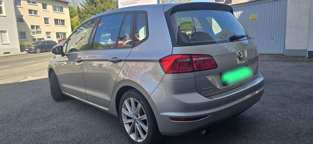 Image of Volkswagen Golf