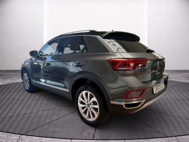 Fahrzeugabbildung Volkswagen T-Roc 1.5 TSI DSG Style LED-PLUS NAVI AHK RFK GJ