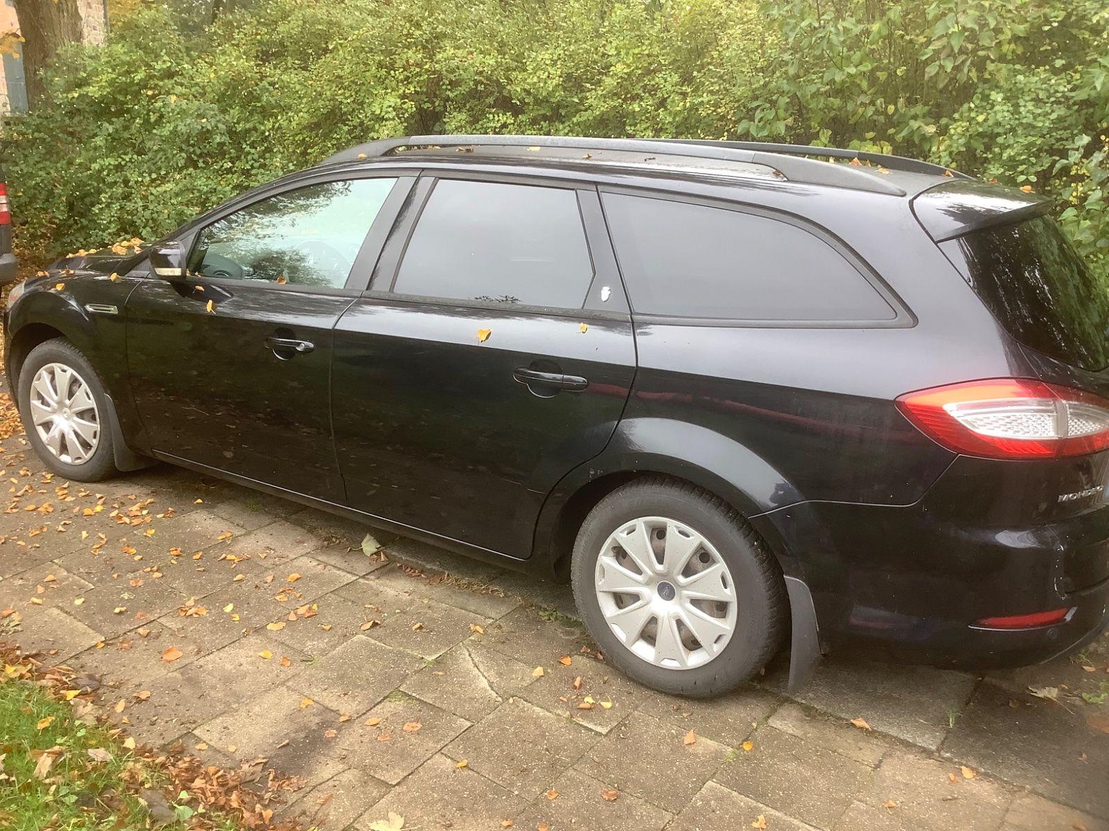 Ford Mondeo 2011 — photo 7