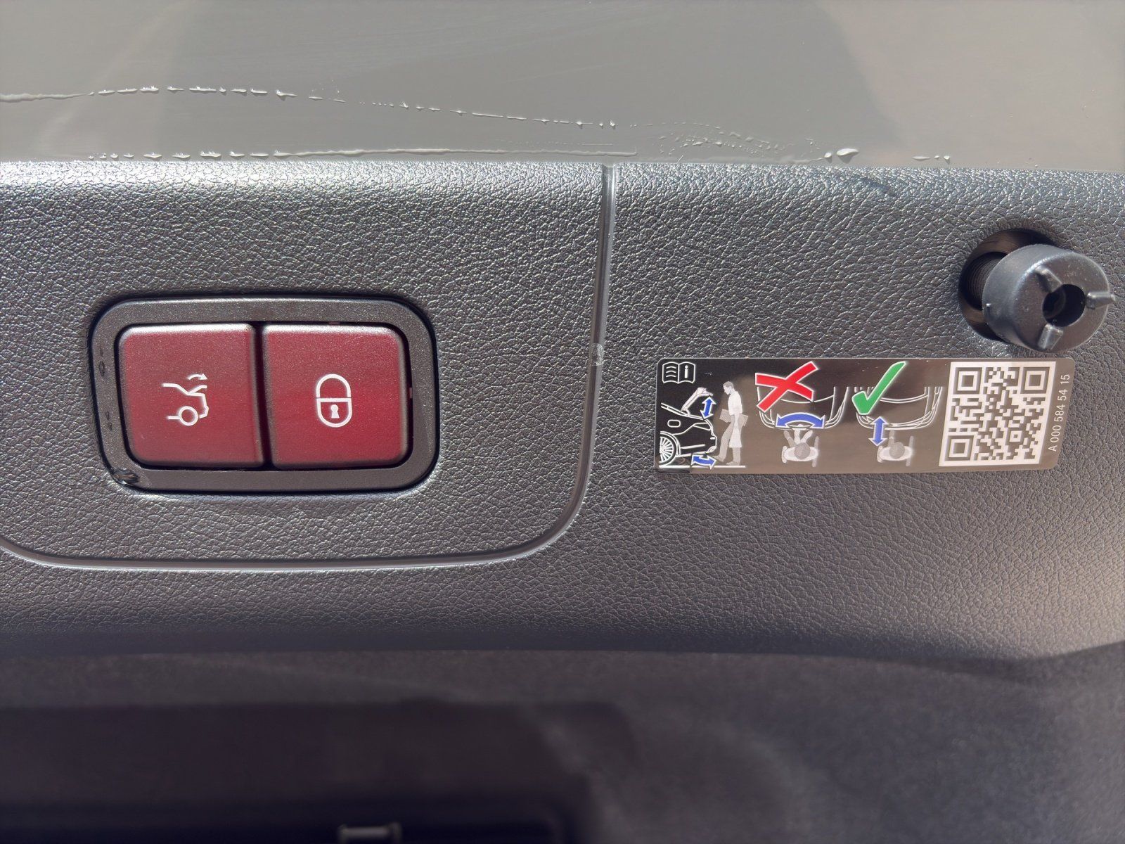 Fahrzeugabbildung Mercedes-Benz CLA 220 4M AMG SUPERSCREEN Burm3D PANO AHK HUD