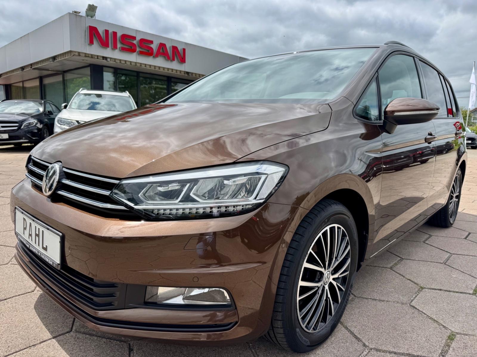 Volkswagen Touran 1.4 TSI DSG Comfortline ACC/LED/NAVI/7Si