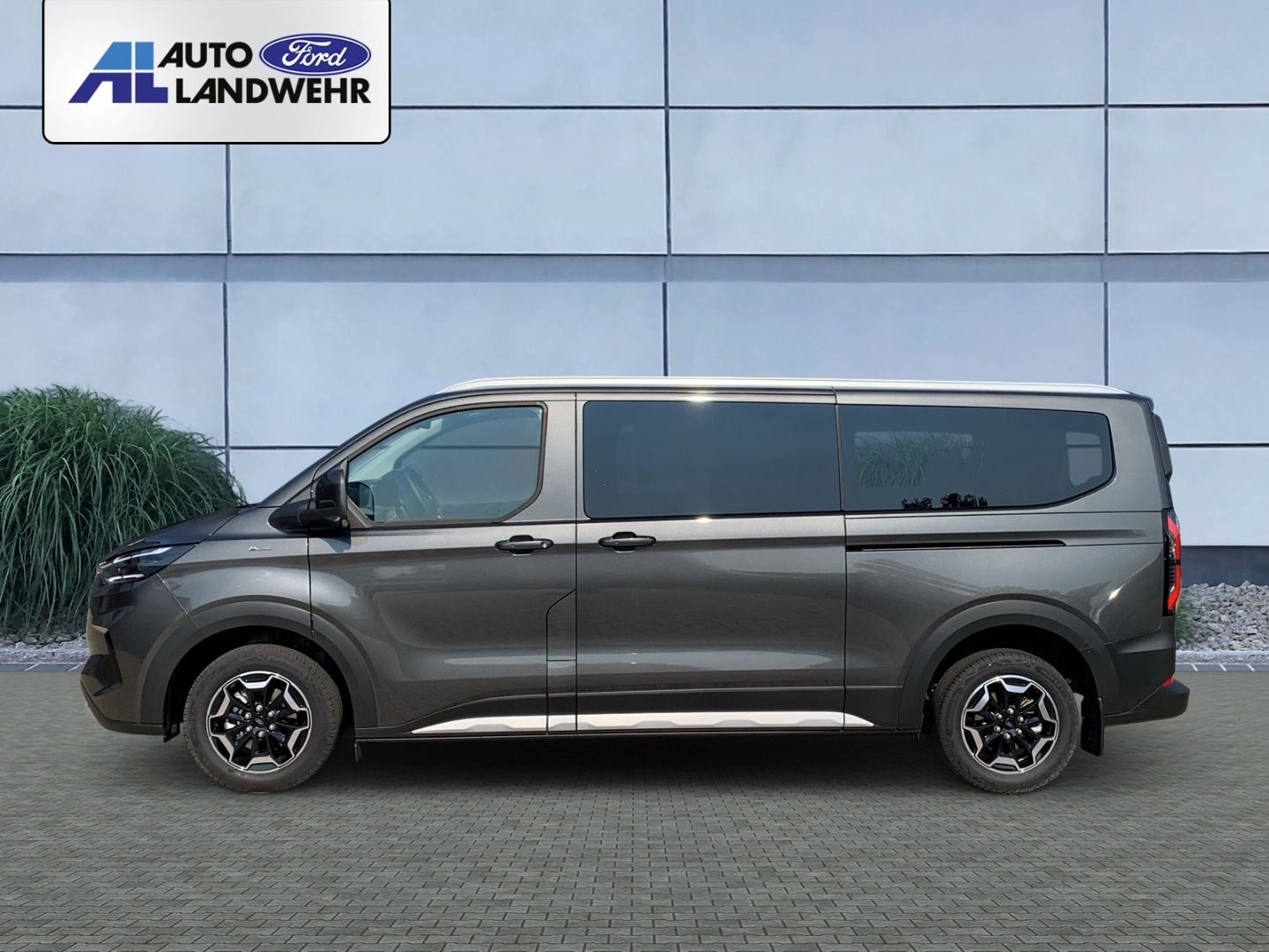 Ford Tourneo Custom Bus 320 L2 Active FWD AHK-klappba imagem 2