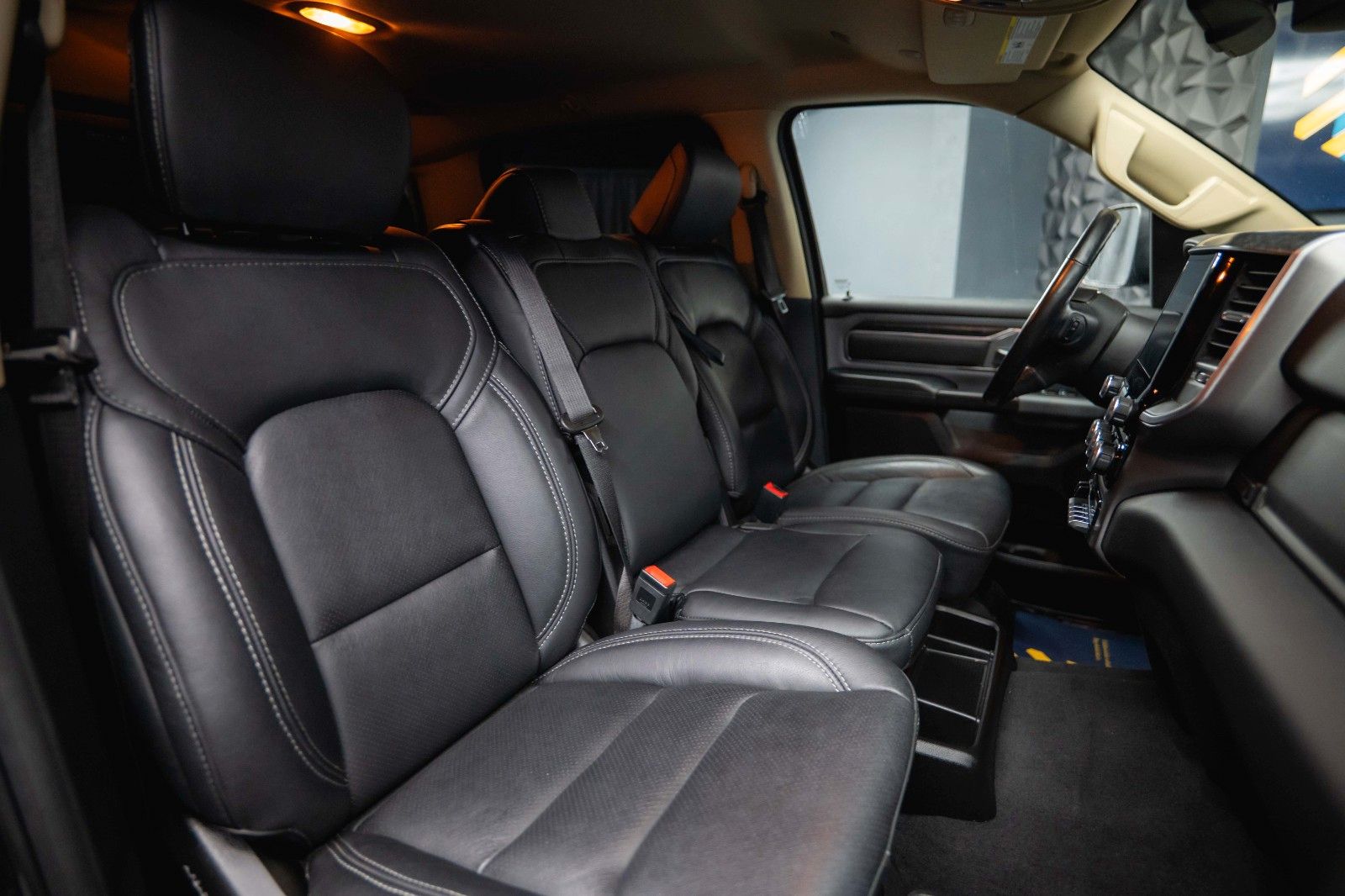 Fahrzeugabbildung Dodge RAM 5.7 V8 HEMI GEN 5 LONGBED MAXI *LED*6 Sitze*