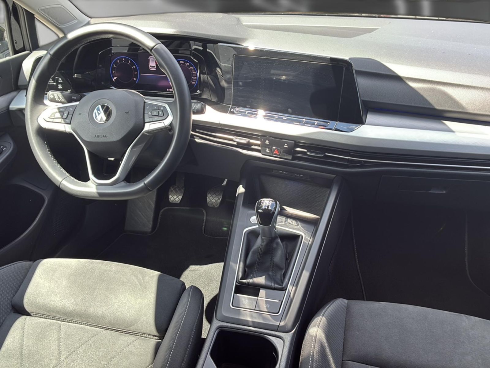 Volkswagen Golf - Bild 13
