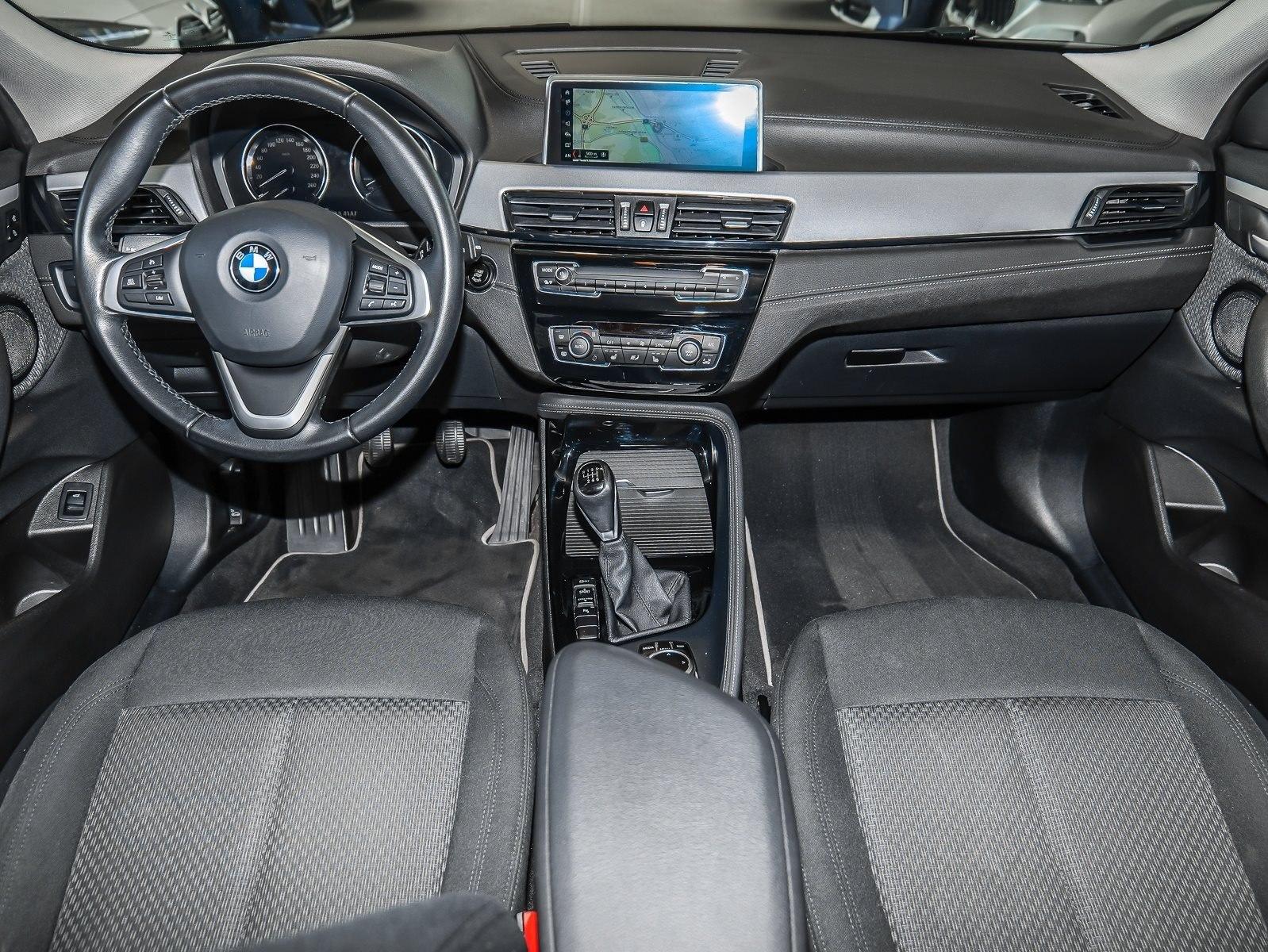 BMW X2 sDrive18i Advantage Navi 19 Zoll PDC Sitzheiz