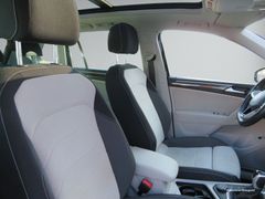 VW Tiguan 2.0 TDI Elegance 4M Matrix Navi Ahk Pano VW Tiguan 2.0 TDI Elegance 4M Matrix Navi Ahk Pano