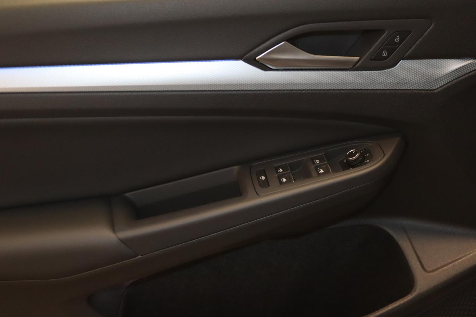 Volkswagen Golf VIII 1.5 TSI Energy-Virt.-HUD-LED-SHZ-KAM-, миниатюра 10