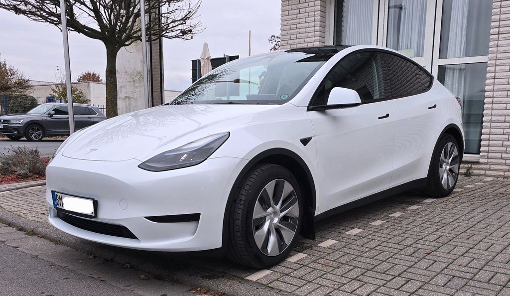 Image of Tesla Model Y
