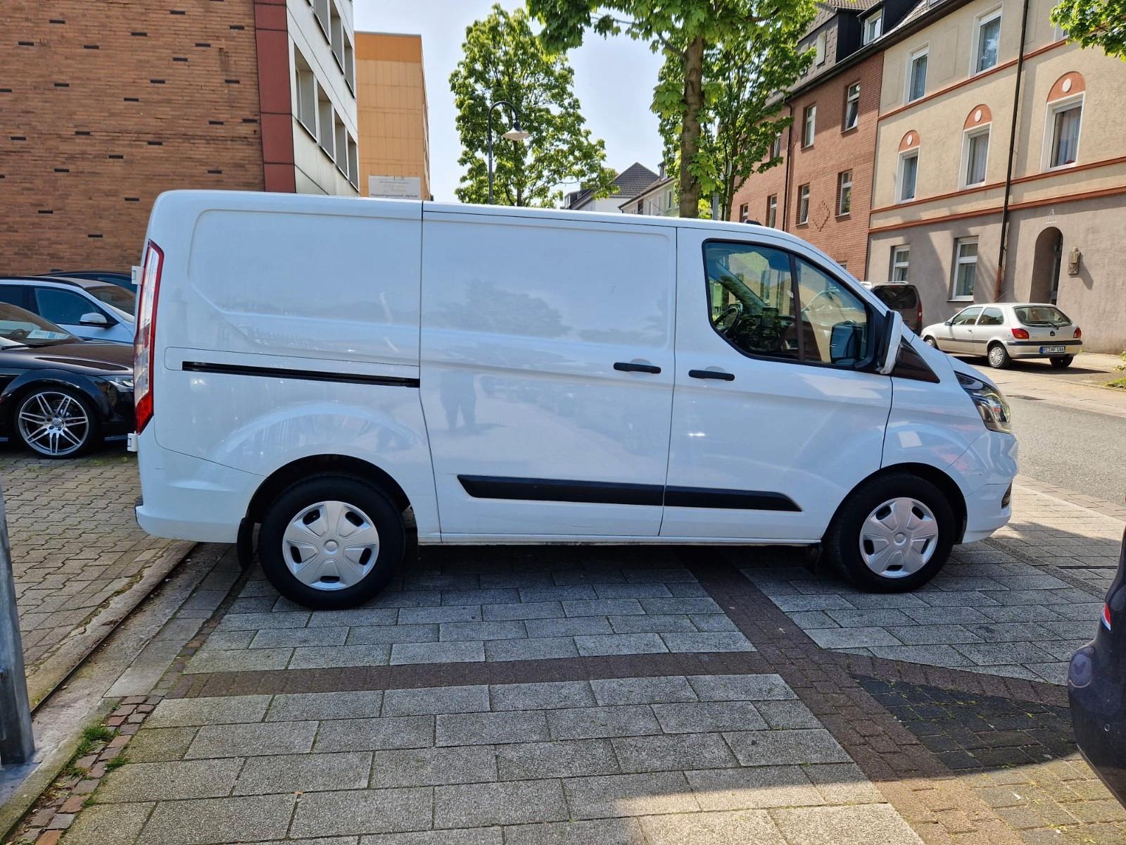 Ford Transit Custom 320 L1 Trend*1.HD*NAVI*PDC*CAM