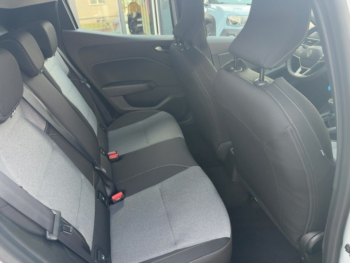 Fahrzeugabbildung Renault Clio Evolution SCe 65 GJR Klima Einparkhilfe