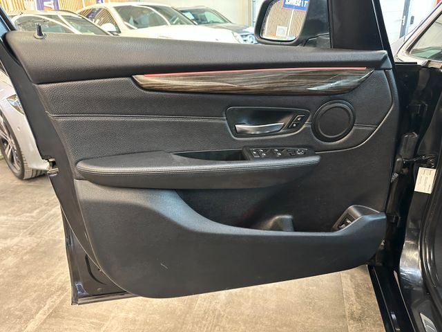 BMW 225 Active Tourer *Luxury Line*HuD*AHK*