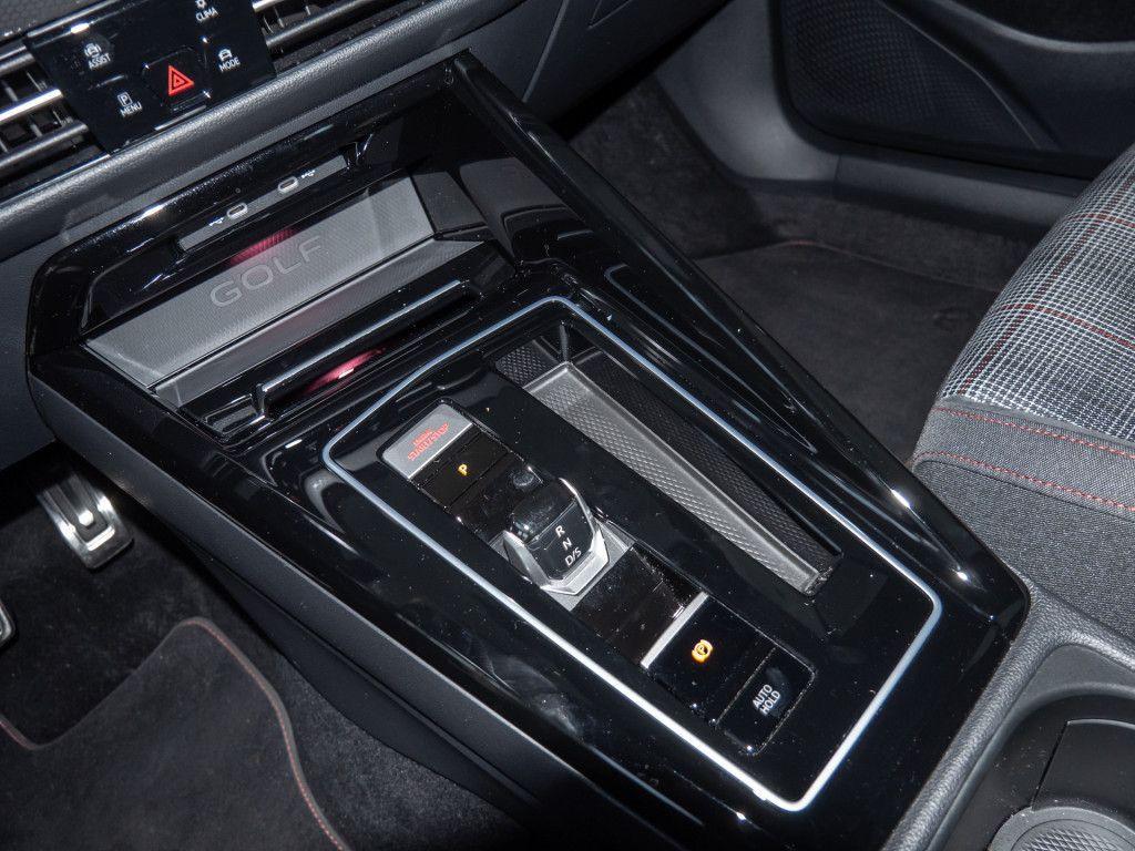 Volkswagen Golf VIII GTI 2.0 TSI LED APP Keyless ParkAssist, миниатюра 13