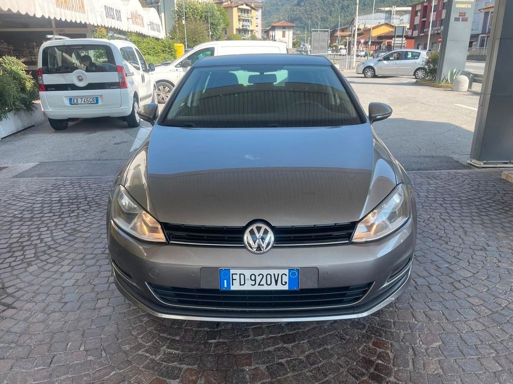 Image of Volkswagen Golf