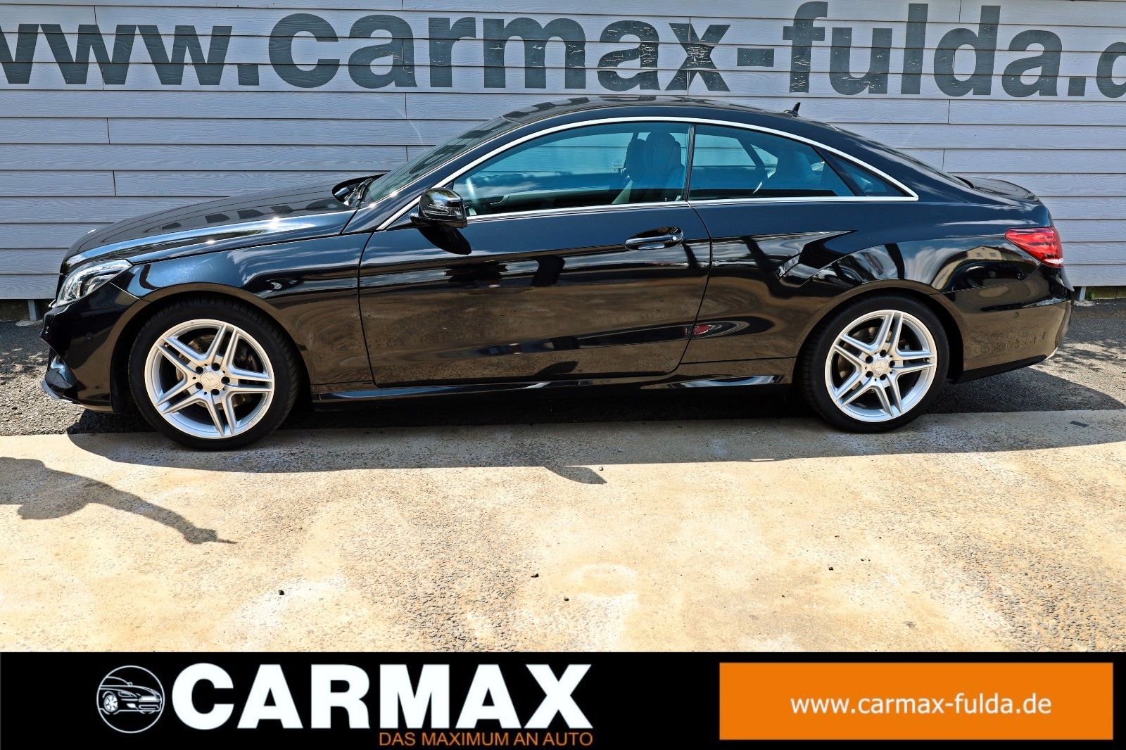 Fahrzeugabbildung Mercedes-Benz E 350d Coupe AMG Line Leder,Navi,LED,Kamera,SH