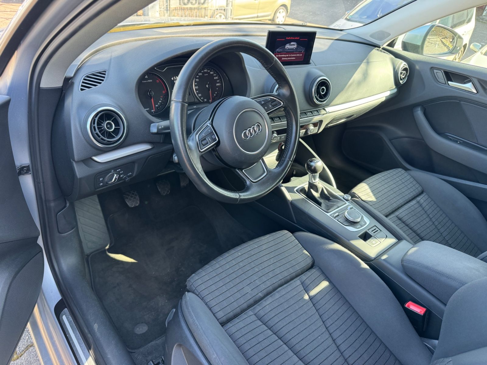 Fahrzeugabbildung Audi A3 Sportback ambition Navi+Xenon+Bluetooth