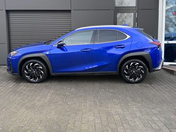 Lexus UX - 3